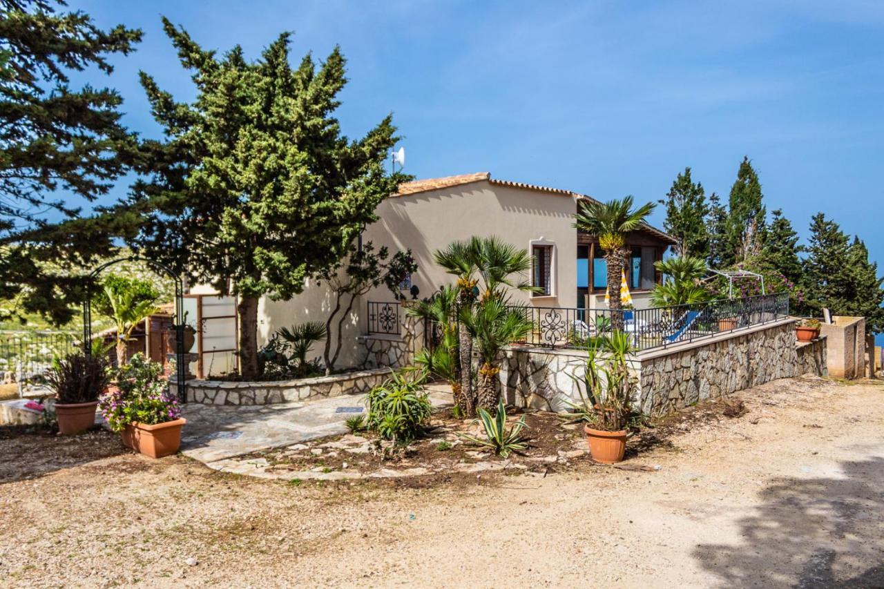 Villa Verde Con Vista Sul Mare San Vito Lo Capo Exterior photo